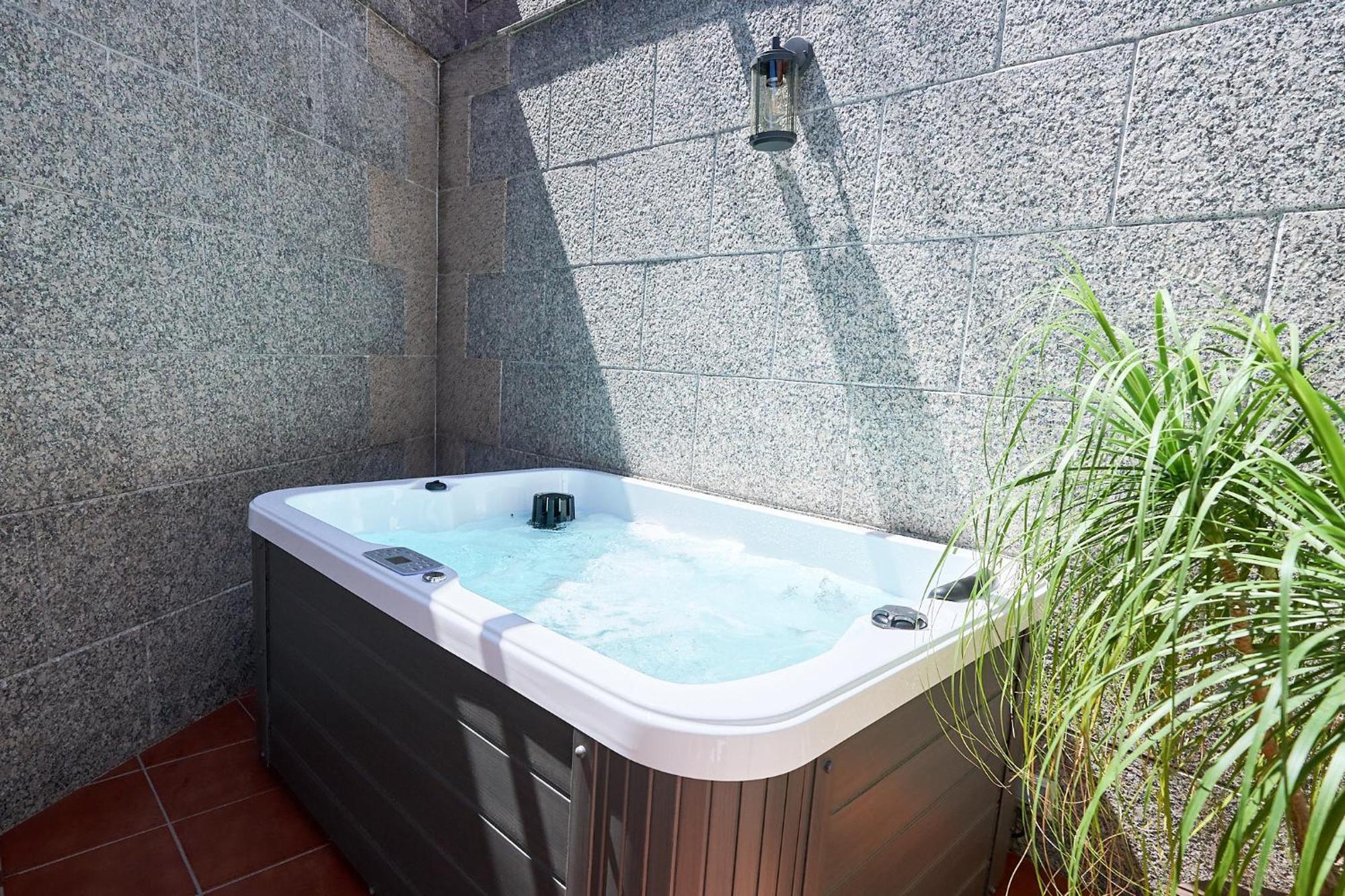 Apartamento Sanmartino Con Jacuzzi Tui Exterior photo